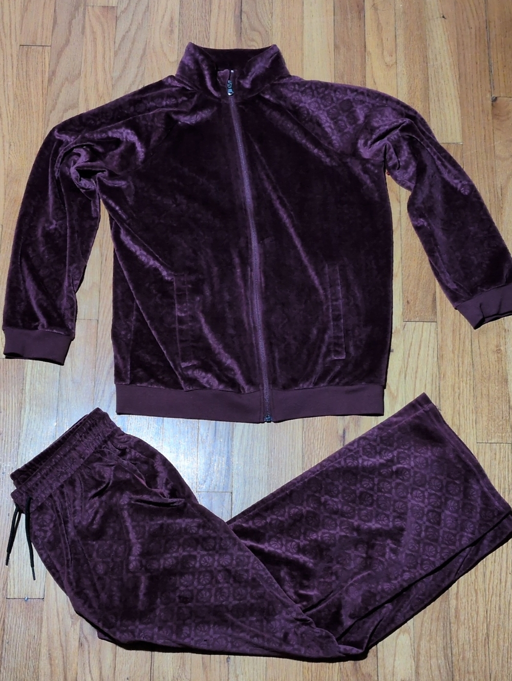 Old Navy Unisex Youth Plum Velvet Track Jacket and Pants Set XXL 18